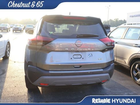 Used 2023 Nissan Rogue SV FWD image 18