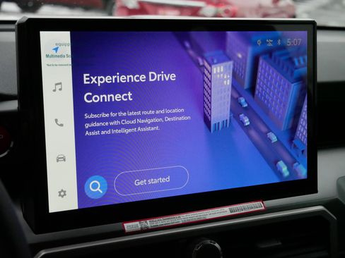 Certified 2025 Toyota 4Runner TRD Off-Road Premium image 22