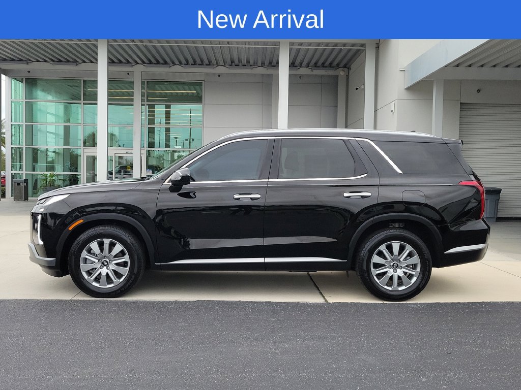 Used 2025 Hyundai Palisade SEL FWD image 4