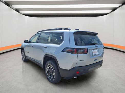 New 2026 Jeep Cherokee Laredo AWD/4WD image 4