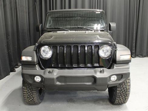 Used 2022 Jeep Wrangler Unlimited Sport AWD/4WD image 7