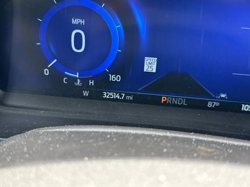 Used 2023 Ford Explorer Platinum w/ Premium Technology Package image 16