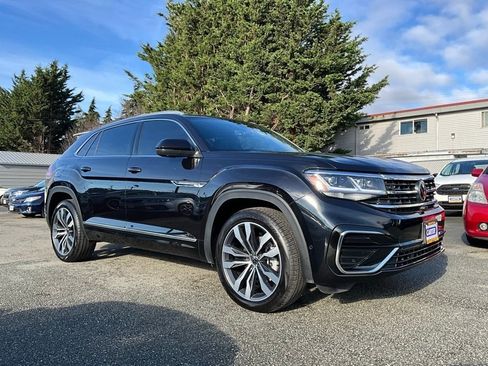 Used 2022 Volkswagen Atlas Cross Sport SEL Premium R-Line image 2