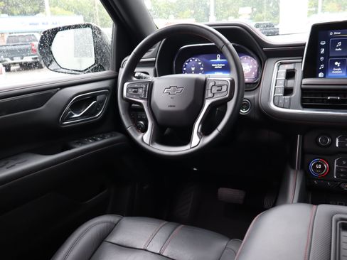 Used 2024 Chevrolet Suburban RST w/ Luxury Package AWD/4WD image 14
