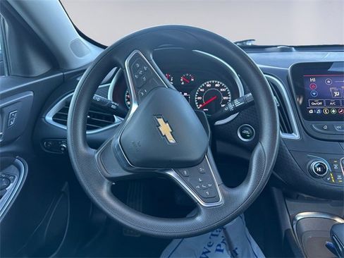 Used 2024 Chevrolet Malibu LT image 12