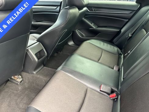 Used 2018 Honda Accord Sport image 12