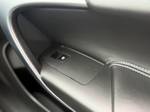 Used 2012 Buick Regal Premium FWD image 6