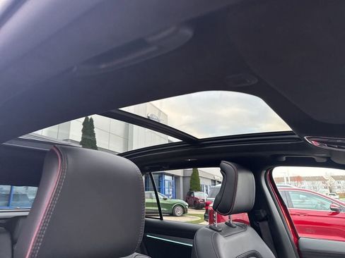 Used 2024 Jeep Wagoneer Launch Edition image 56