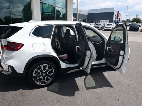 Used 2025 BMW X1 xDrive28i w/ Convenience Package AWD/4WD image 33