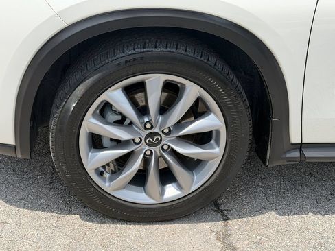 Used 2022 INFINITI QX50 Essential FWD image 10