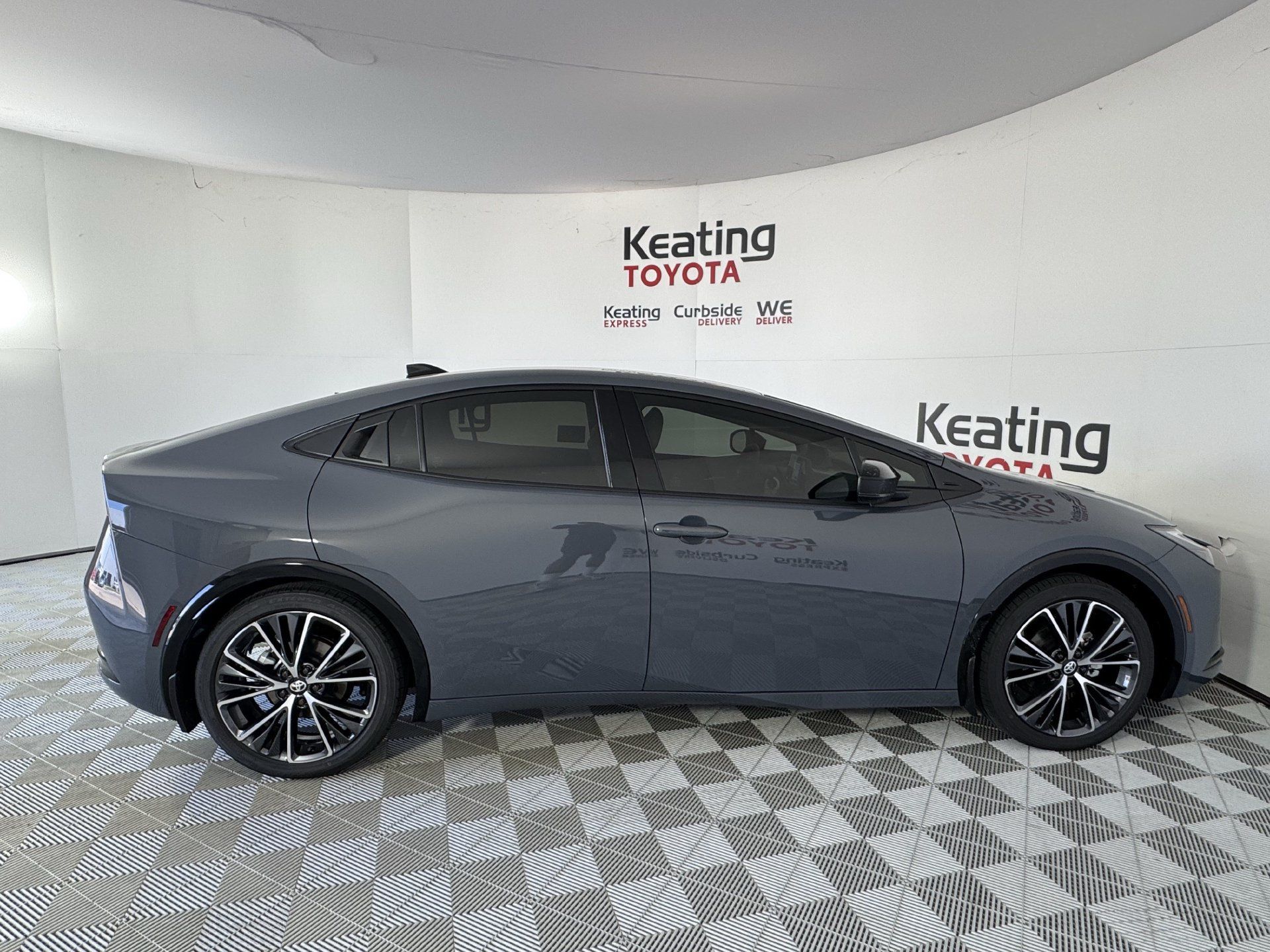 New 2027 Toyota Prius XLE FWD image 4