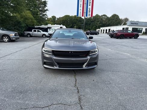 Used 2023 Dodge Charger SXT image 8