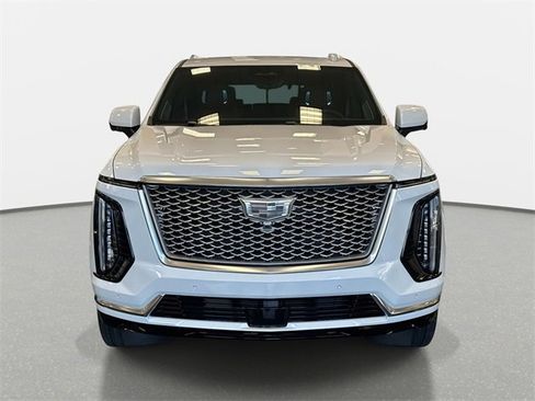 New 2026 Cadillac Escalade Luxury w/ LPO, Radiant Package image 9