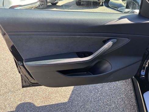 Used 2018 Tesla Model 3 Long Range AWD/4WD image 12