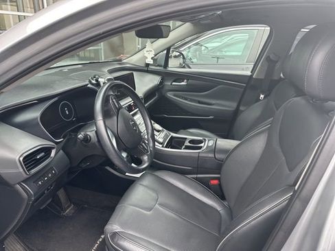 Used 2022 Hyundai Santa Fe SEL w/ Convenience + Premium Package AWD/4WD image 3