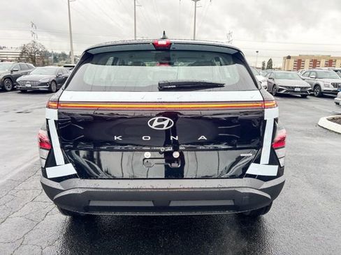 New 2026 Hyundai Kona SE AWD/4WD image 7