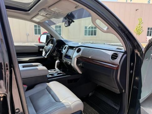 Used 2016 Toyota Tundra Limited w/ Limited Premium Package AWD/4WD image 22