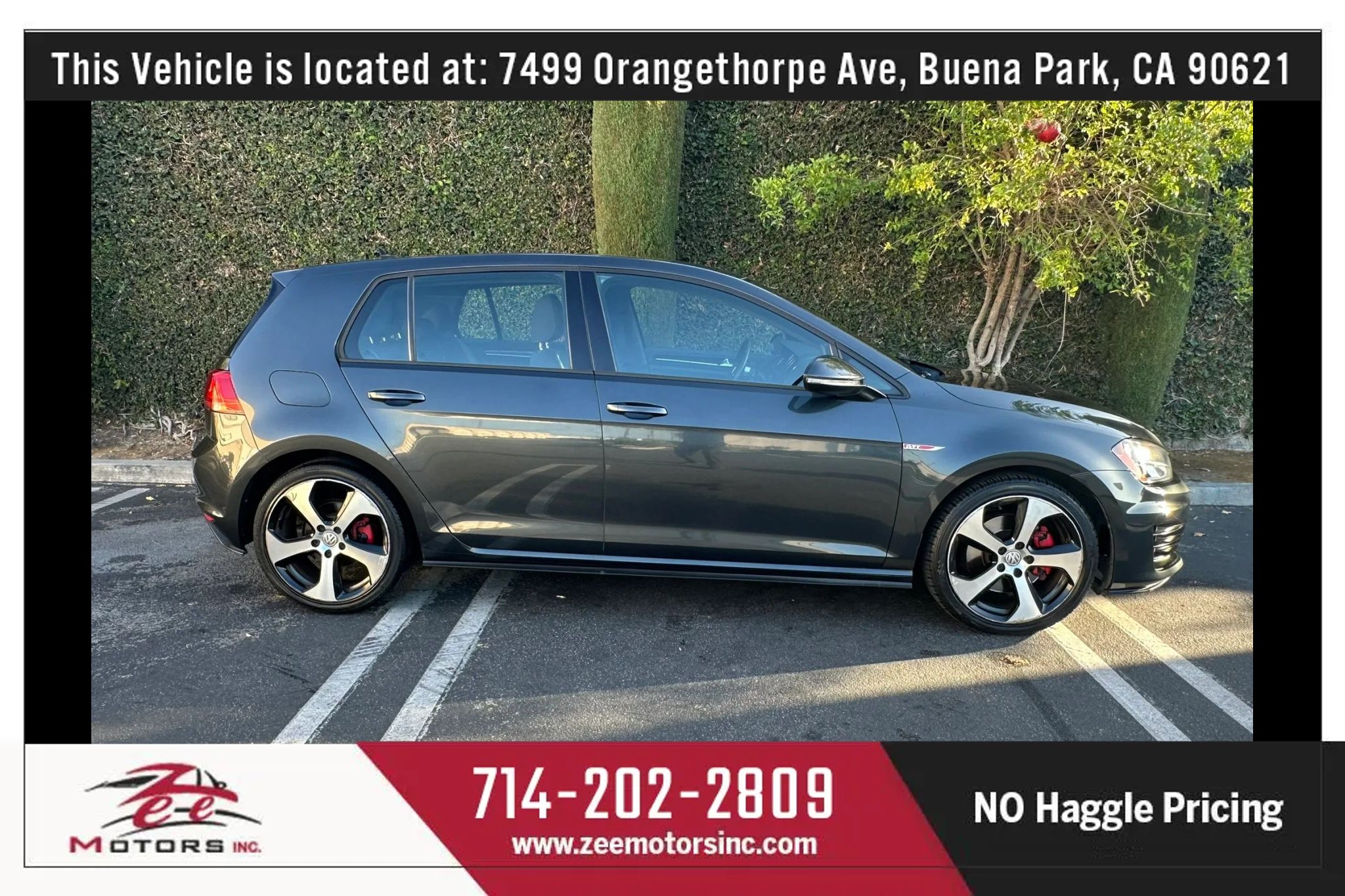 Used 2016 Volkswagen Golf 4-Door FWD image 5