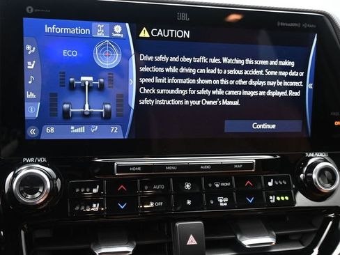 Used 2020 Toyota Highlander Platinum image 12