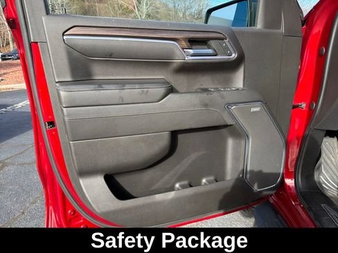 Used 2022 Chevrolet Silverado 1500 LT Trail Boss w/ Convenience Package II image 12