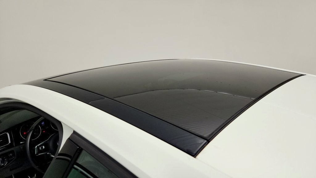 Used 2019 Volkswagen GTI SE FWD image 10