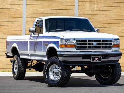 Used 1997 Ford F350 4x4 Regular Cab image 4
