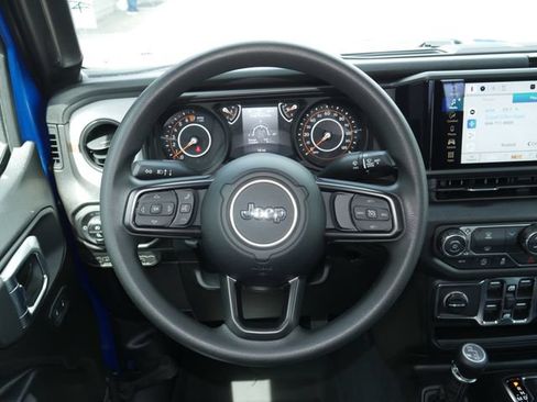 New 2026 Jeep Gladiator Sport AWD/4WD image 15