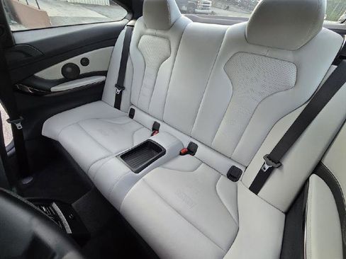 Used 2015 BMW M4 Coupe image 29