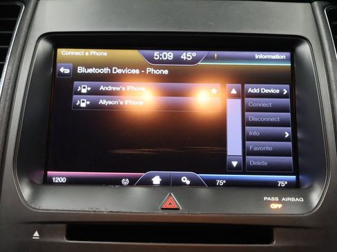 Used 2013 Ford Taurus SEL image 28