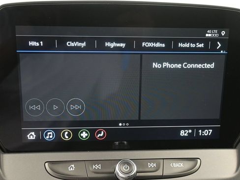 Used 2023 Chevrolet Blazer LT FWD image 11