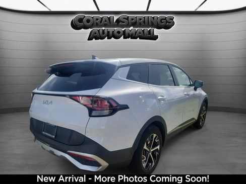 Certified 2024 Kia Sportage EX FWD image 2