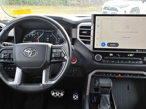Used 2022 Toyota Tundra Limited image 22