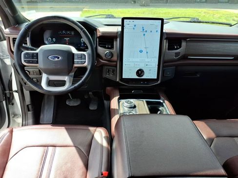 Certified 2023 Ford Expedition Limited AWD/4WD image 14
