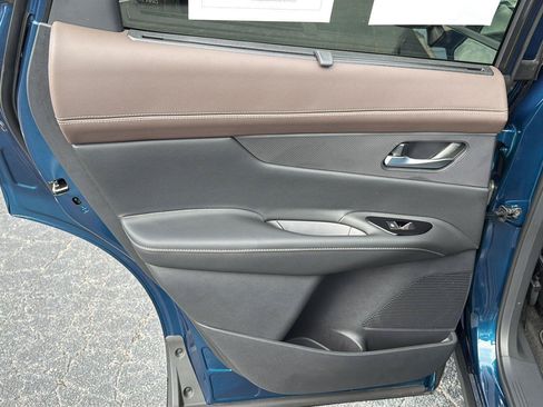 Used 2025 Nissan Murano Platinum w/ Cargo Package AWD/4WD image 18