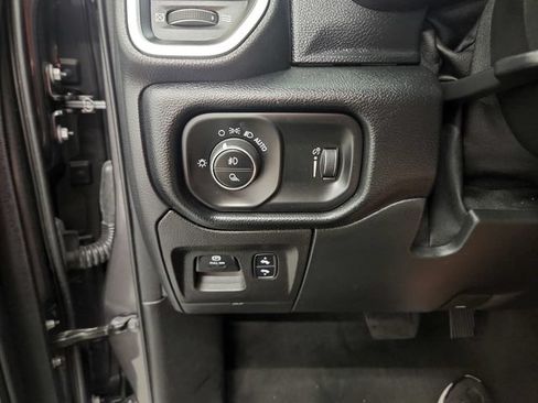 Used 2022 RAM 1500 Big Horn RWD image 36