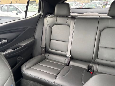 Used 2025 Buick Envista Sport Touring FWD image 38