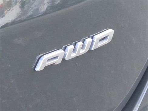 Certified 2022 Ford Edge SEL w/ Convenience Package image 4