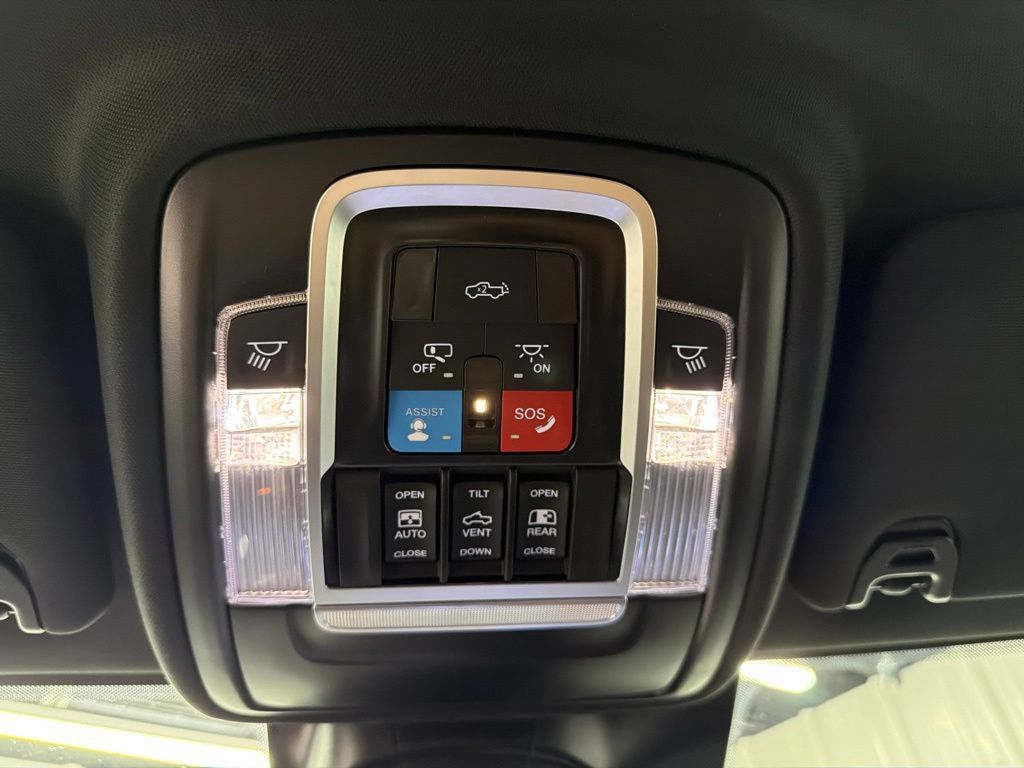 New 2027 RAM 2500 Limited AWD/4WD image 23