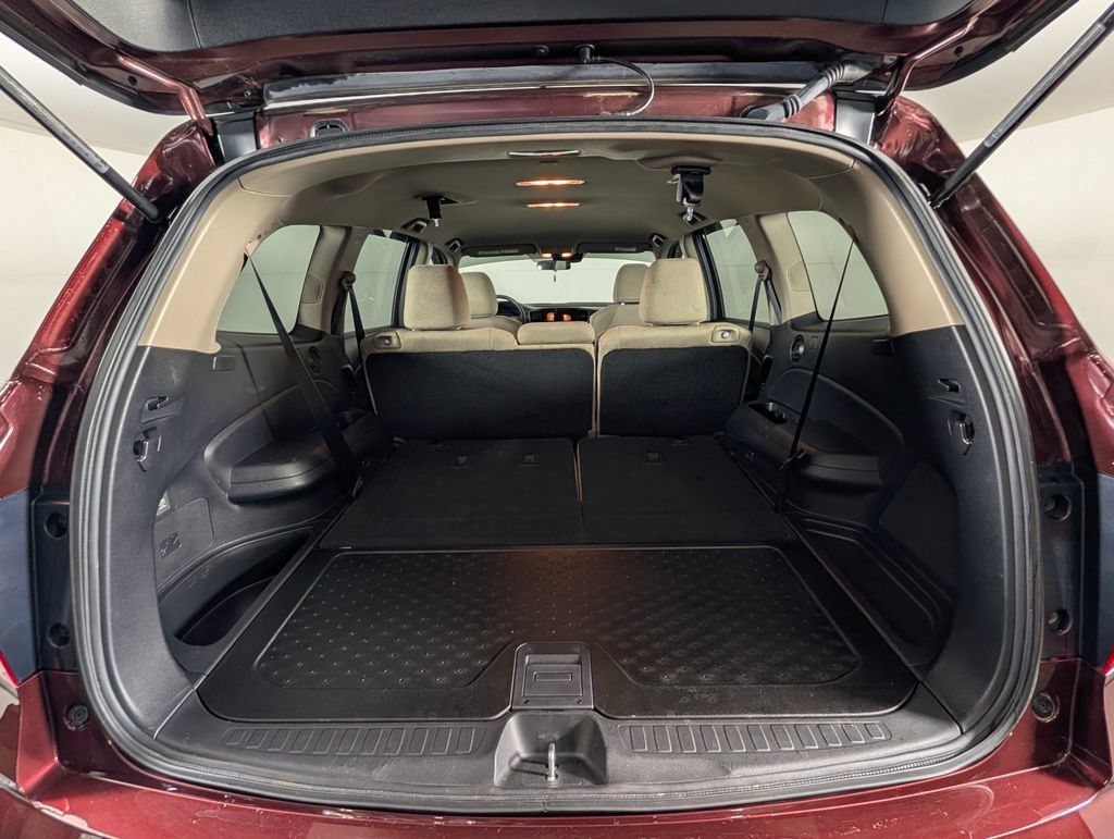 Used 2021 Honda Pilot EX image 16