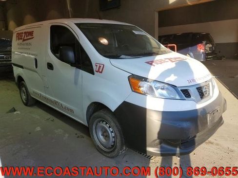 Used 2017 Nissan NV200 S w/ Back Door Glass Package image 1
