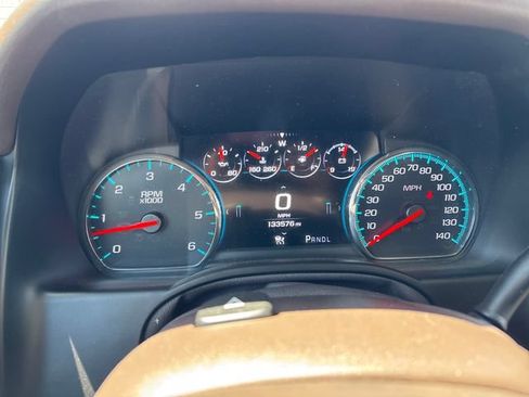 Used 2019 GMC Yukon XL Denali w/ Denali Ultimate Package AWD/4WD image 15