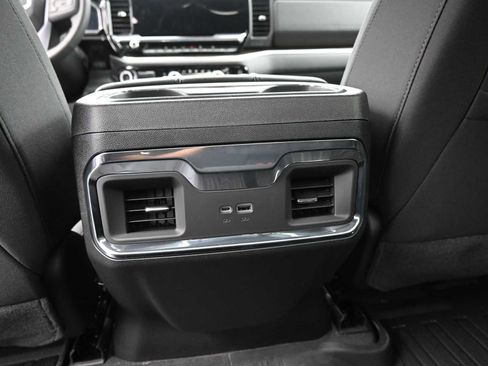 New 2025 GMC Sierra 1500 Elevation image 24