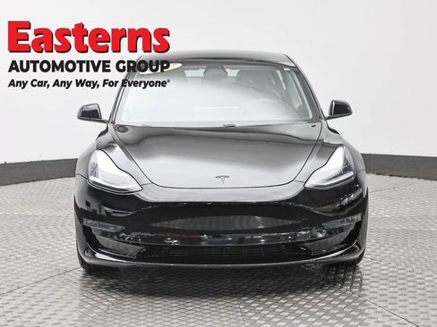 Used 2018 Tesla Model 3 Long Range RWD image 2