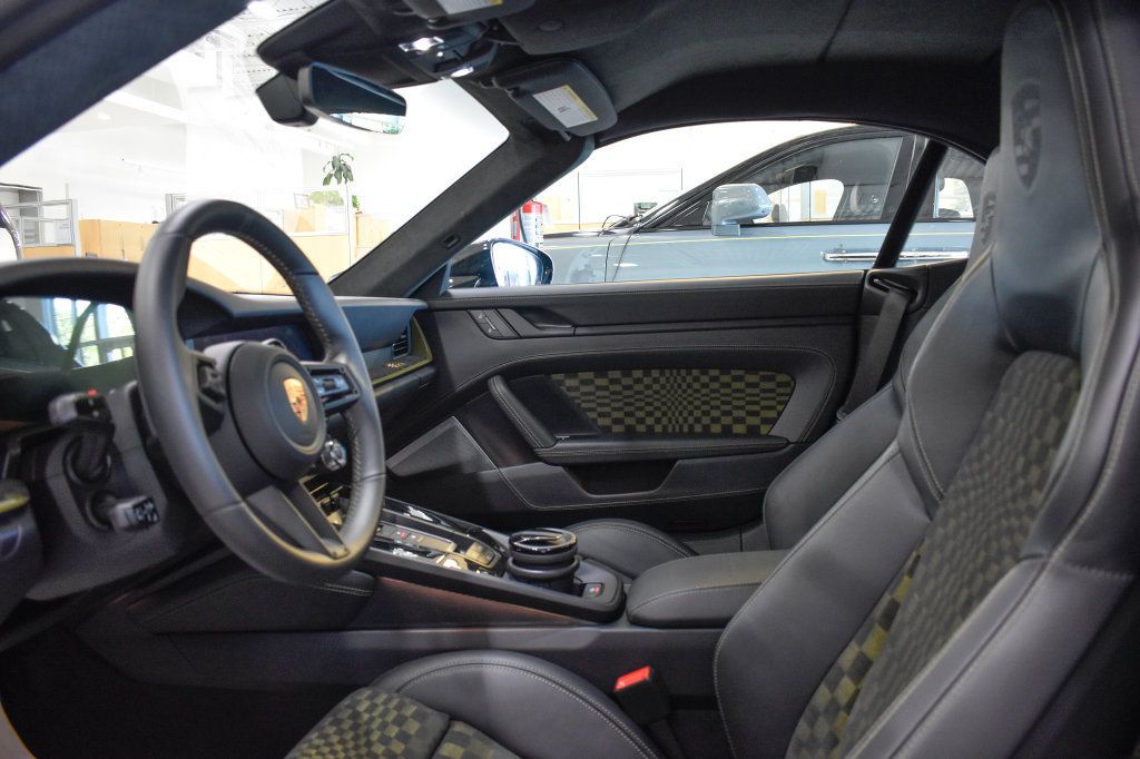 Used 2026 Porsche 911 Carrera GTS RWD image 3