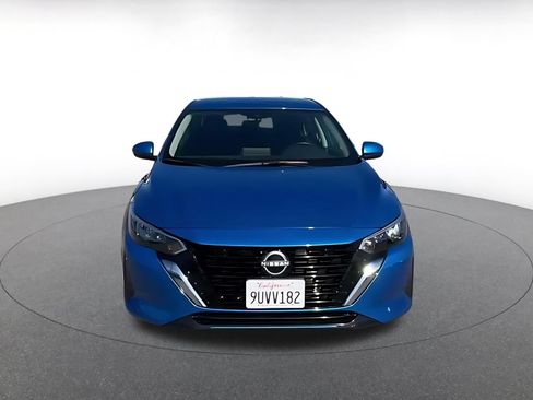 Used 2025 Nissan Sentra SV FWD image 4