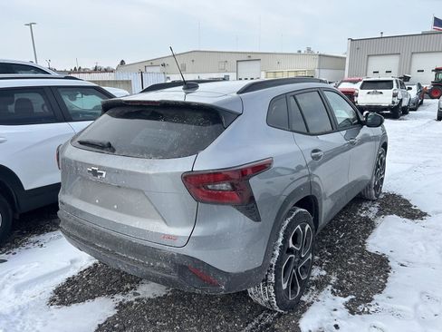 Used 2026 Chevrolet Trax RS w/ Driver Confidence Package image 4
