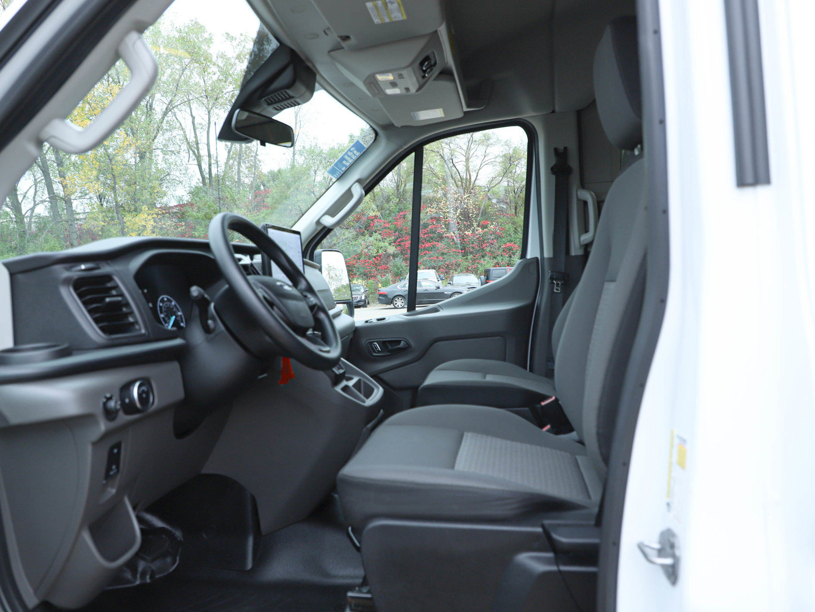 Used 2024 Ford Transit 350 XLT AWD/4WD image 17