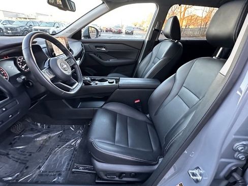 Used 2022 Nissan Rogue SL w/ SL Premium Package image 25