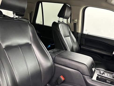 Used 2024 Ford Expedition Max XLT image 45