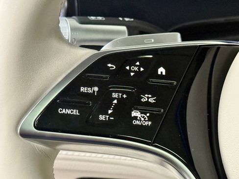 Used 2023 Mercedes-Benz EQS 580 4MATIC Sedan image 28